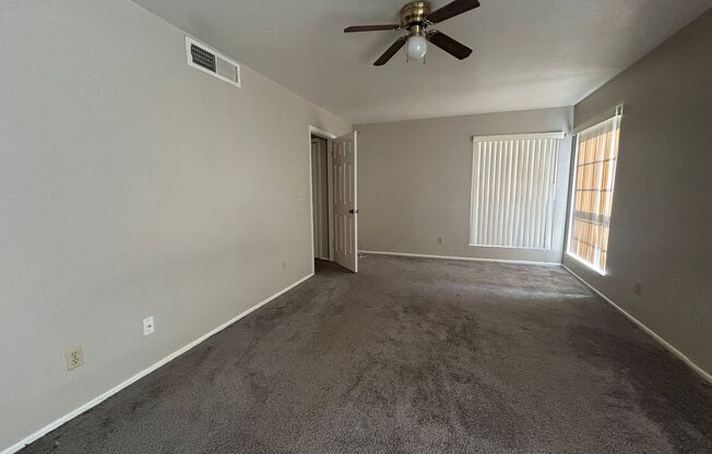 2 beds, 1.5 baths, $1,395, Unit UNIT 1024
