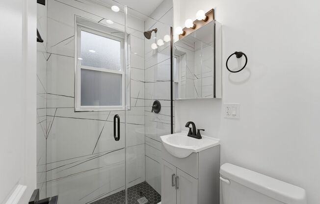 Studio, 1 bath, 205 sqft, $1,425, Unit 105