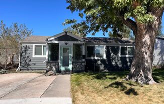 3 beds, 1 bath, $2,300