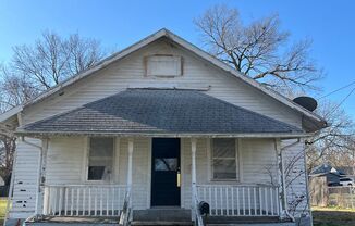 2 Bedroom Single Family Home Next to Fort Riley