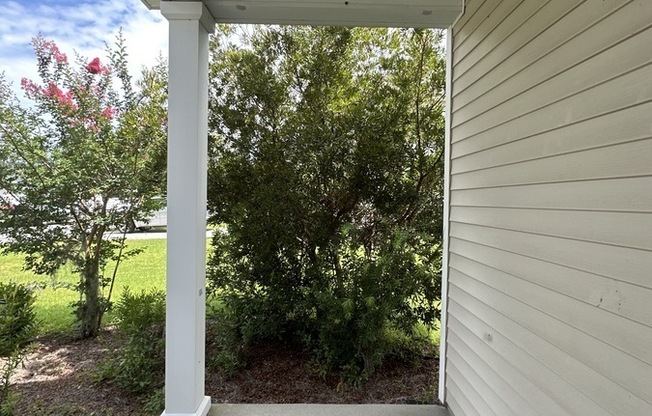 11 SENECA WAY