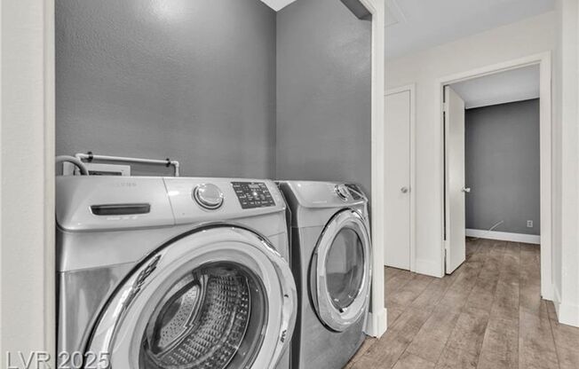 Updated Single Story, 2 Bedroom Home in Desert Shores area