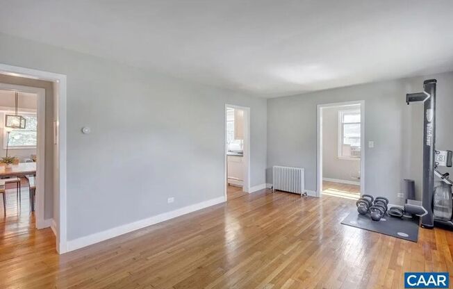 Charming home 3BR with office, 2 Ba in great location in Charlottesville
