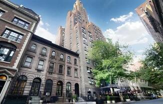 2 beds, 1 bath, $4,650, Unit 310