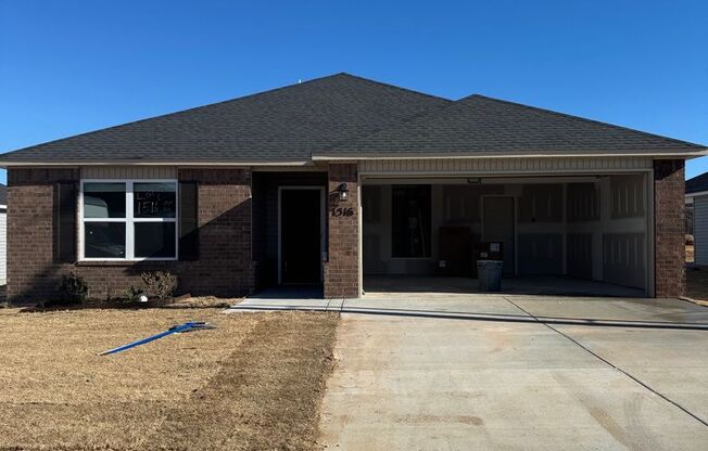 3 beds, 2 baths, $1,695