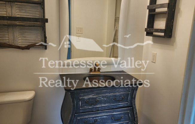 Charming 2-Bedroom, 2-Bath Home Just Minutes from Downtown and Interstates!