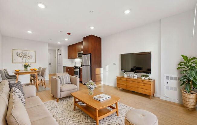 Studio, 1 bath, 393 sqft, $2,495, Unit 311