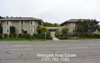 Lovely 1 Bedroom/1 Bathroom West Petaluma Condo Available Now