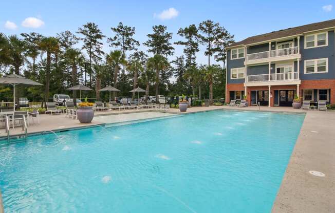 the swimming pool at the resort at governors crossing