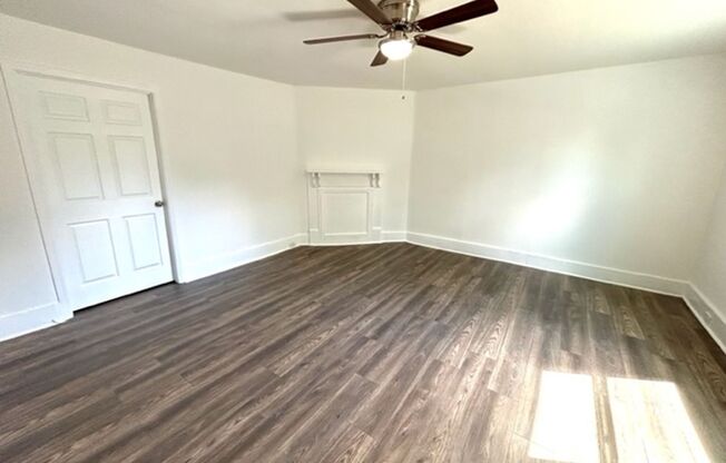 MOVE IN READY TWO BEDROOM ONE BATH - GREAT LOCATION!