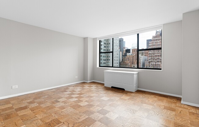 1 bed, 1 bath, $4,400, Unit 21E