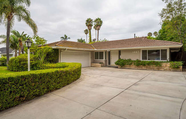 Gracious Ranch Home In Prime Brentwood/Pacific Palisades Location