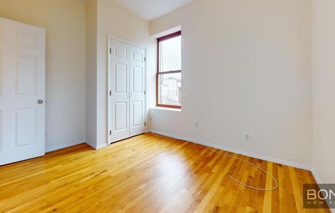 207-209 West 11th St.