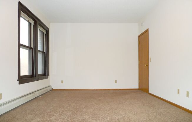 2 beds, 2 baths, 1,075 sqft, $1,450, Unit 12 - 01