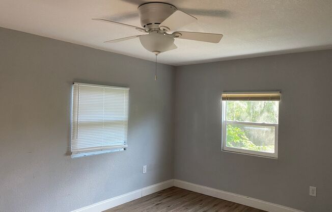 2 beds, 1 bath, $1,350