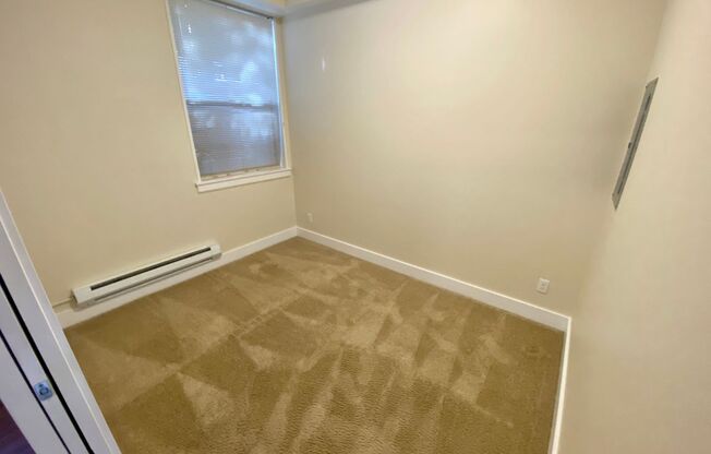 1 bed, 1 bath, 500 sqft, $1,695, Unit 116