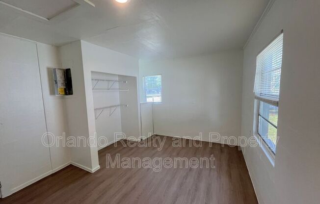900 RANDALL ST