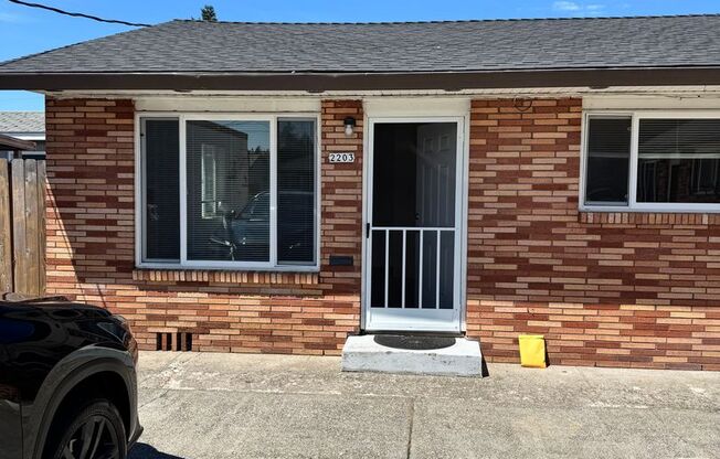 2203, 2207, 2211, 2215 NE 81st Ave.