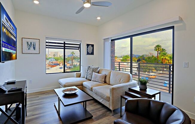 Charming Furnished One Bedroom in Downtown Phoenix