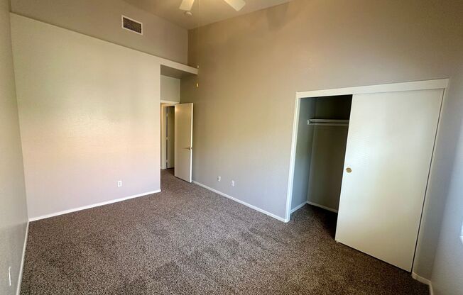 2 beds, 2 baths, $1,650, Unit UNIT 2011