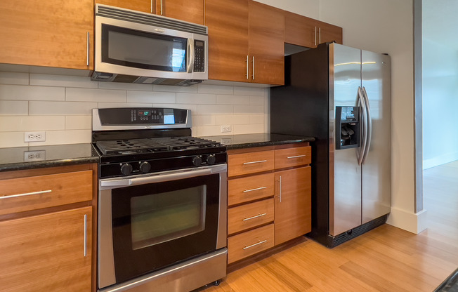 Enjoy this 3 Bedroom 2.5 Bathroom End Townhome ~ 2 Car Garage + Washer & Dryer! Great Cedar Mill Location near Nike, Cedar Mill Elementary, Sunset HS and St. Vincent Hospital!