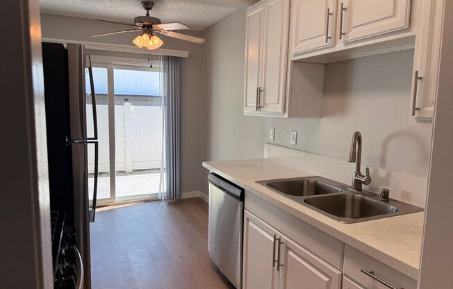 1 bed, 1 bath, 715 sqft, $2,460, Unit A023