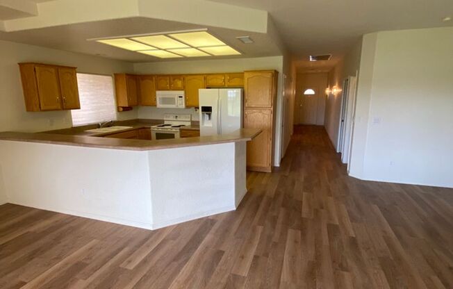 55+ Condo on Golf Course in Sunland Springs Village