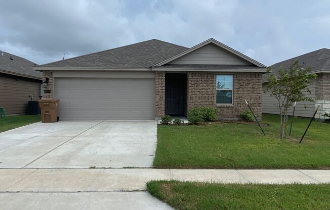 NEWER 4 BDRM HOME IN FLOUR BLUFF ISD!