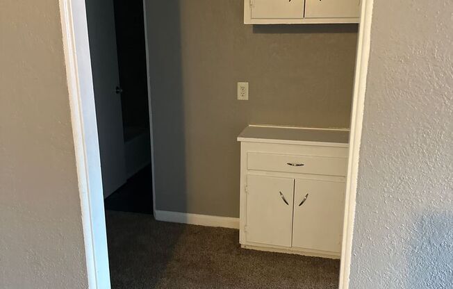 1 bed, 1 bath, 600 sqft, $795, Unit B11 1027 04