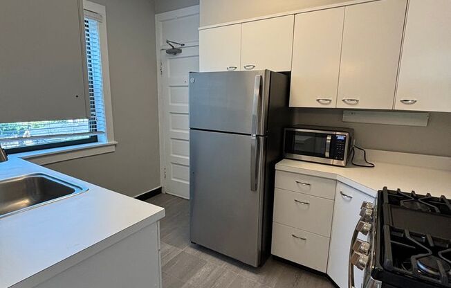 1 bed, 1 bath, 695 sqft, $1,545, Unit 207-2C