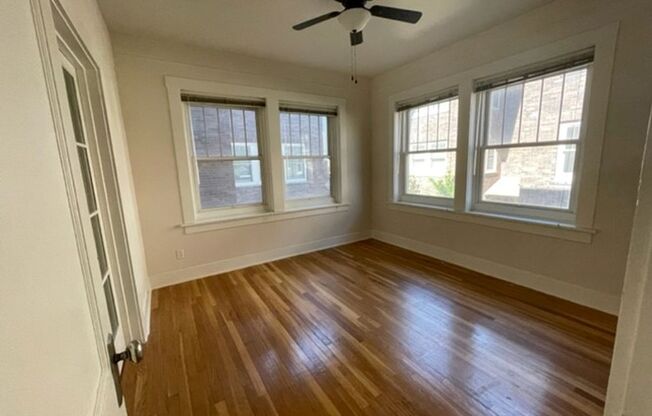 1 bed, 1 bath, 845 sqft, $1,300, Unit Apt. 5