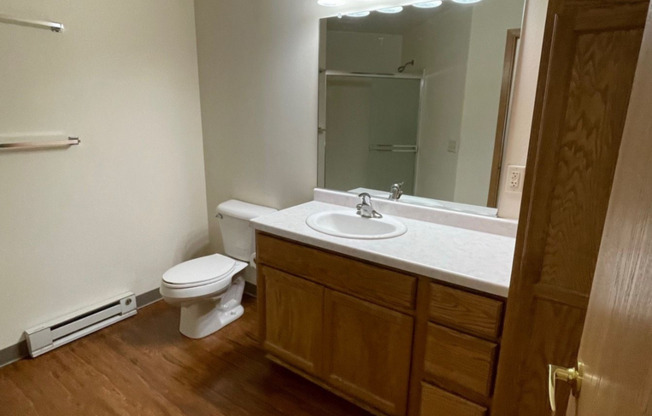 3 beds, 2 baths, 1,200 sqft, $1,300, Unit TE218X-118