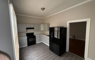 3 beds, 1 bath, $1,500