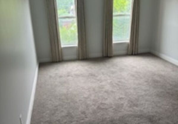 2411 BROWNSBORO RD