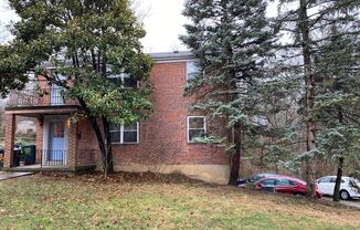 533 Riddle Crest Ln