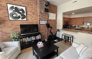 71 APPLETON ST