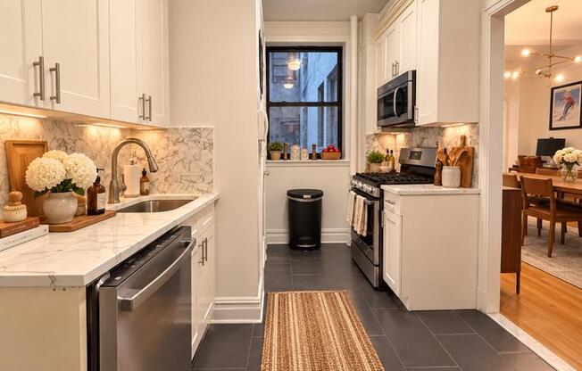 2 beds, 2 baths, 1,500 sqft, $10,000, Unit 4B