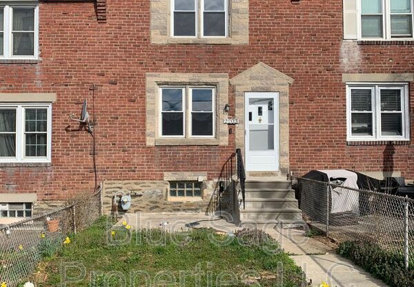 2203 BOND AVE