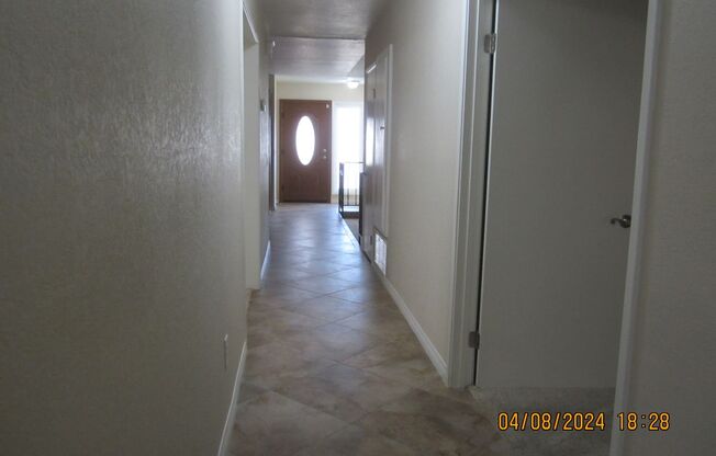 3 beds, 2 baths, $2,800