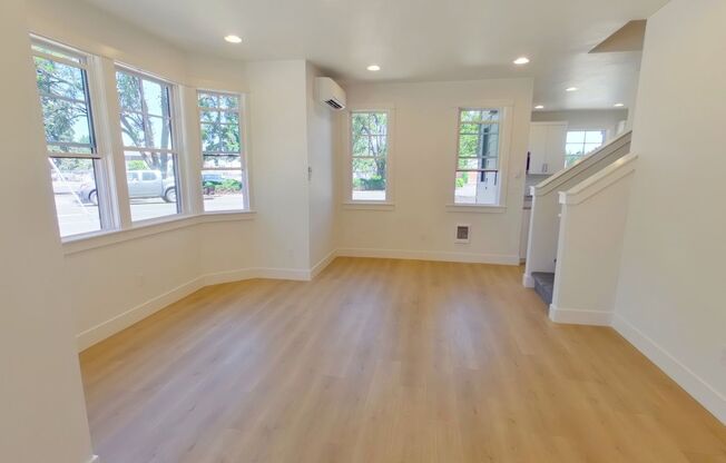 Deluxe 5 bedroom Campus House