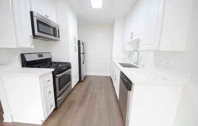 1 bed, 1 bath, $2,495, Unit 3