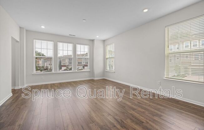1268 COMMACK DR