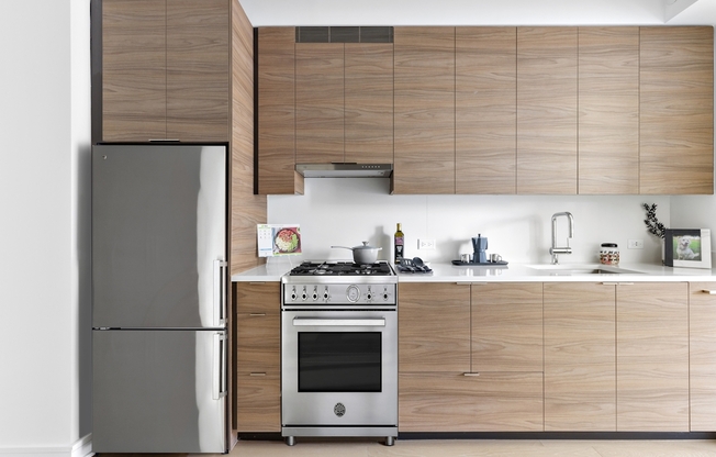 1 bed, 1 bath, $5,645, Unit 2405