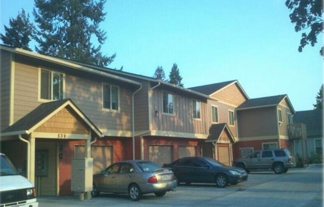 Statesman Village