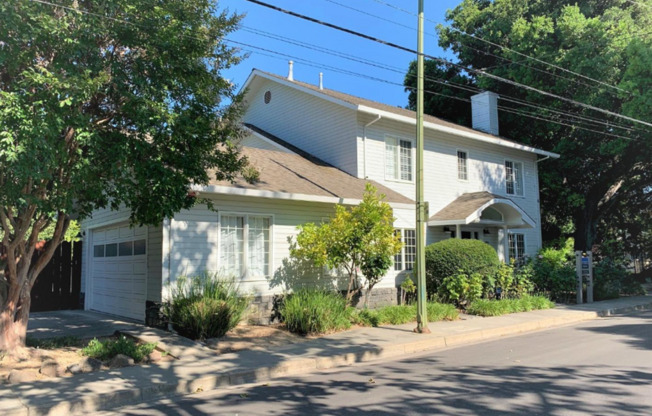 Stunning 4 Bed 3 Bath Naglee Park Home Nestled in a Quiet Cul-De-Sac