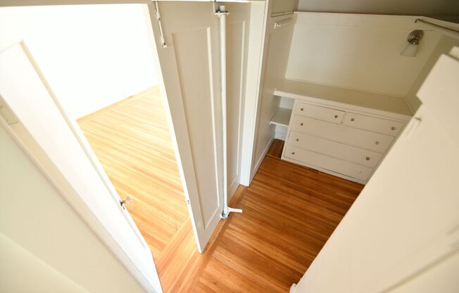 Studio, 1 bath, $1,895, Unit 06