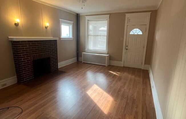 3 beds, 1 bath, $1,350