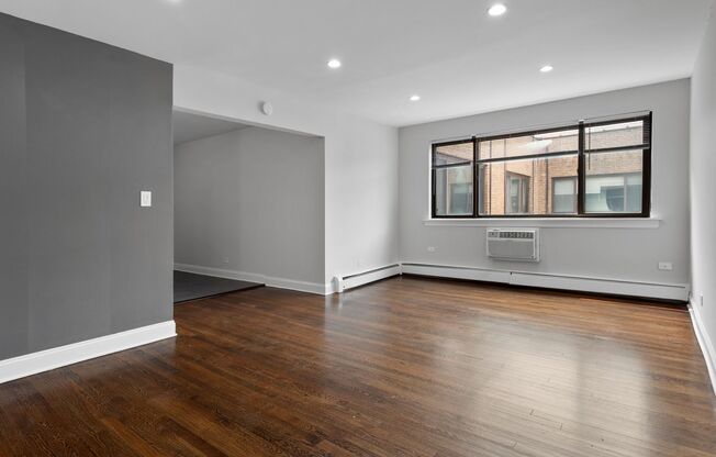 1 bed, 1 bath, 581 sqft, $1,850, Unit 504