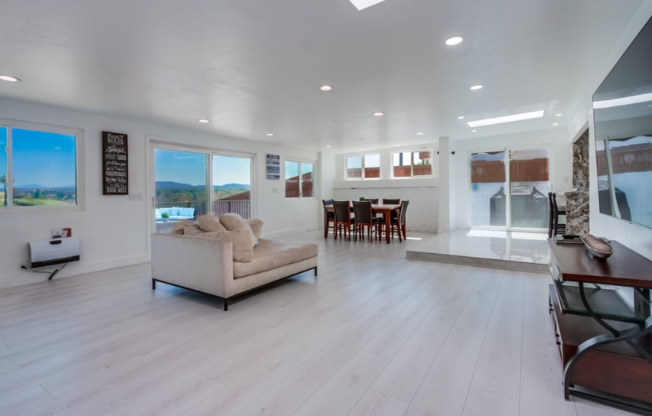 9442 SELTZER CT