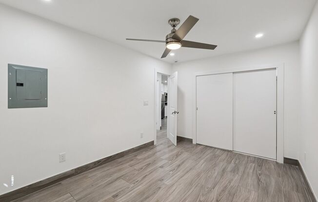 2 beds, 1 bath, 760 sqft, $2,299, Unit 15